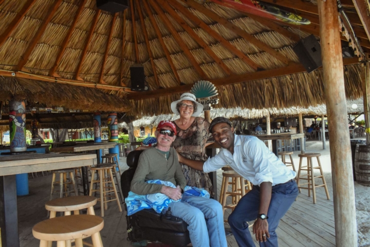 guest-driver-picture-cafe